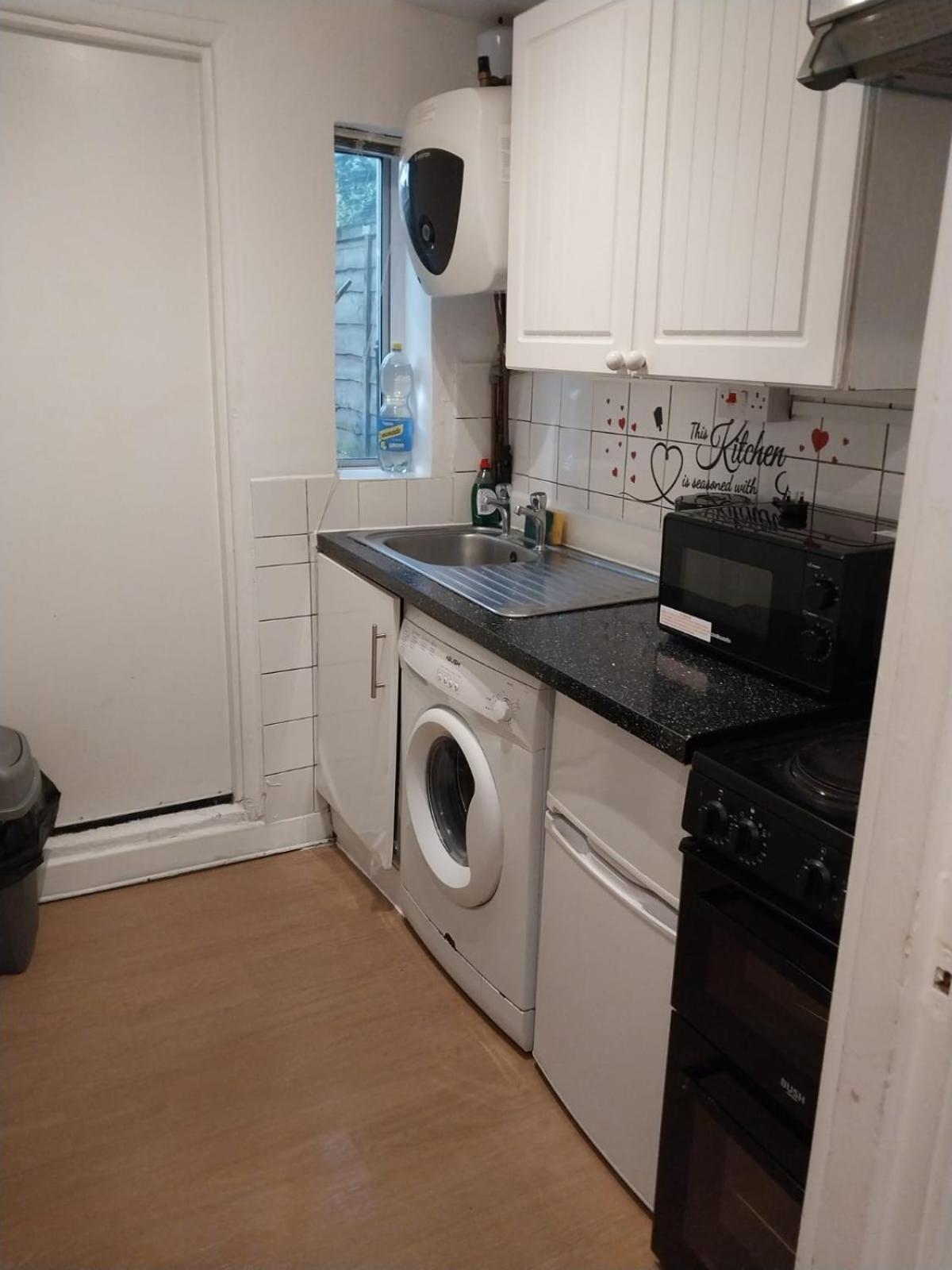 Stay In Edgware Road Guesthouse London Bagian luar foto